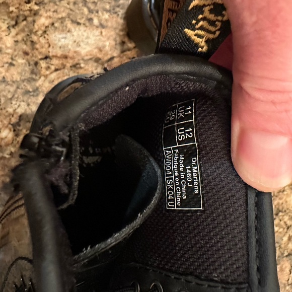 EUC size 12 patent leather Dr. Martens boots. - Picture 2 of 6